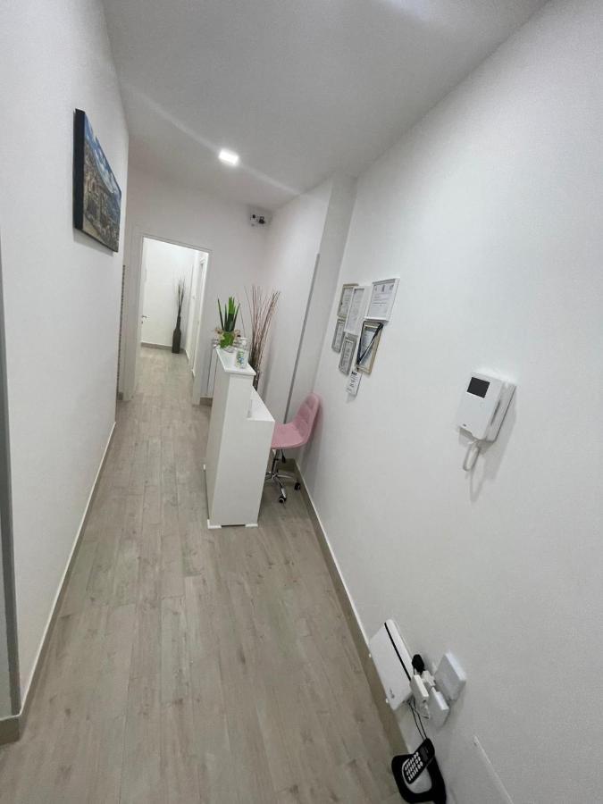 New Era Rooms Naples Exterior photo