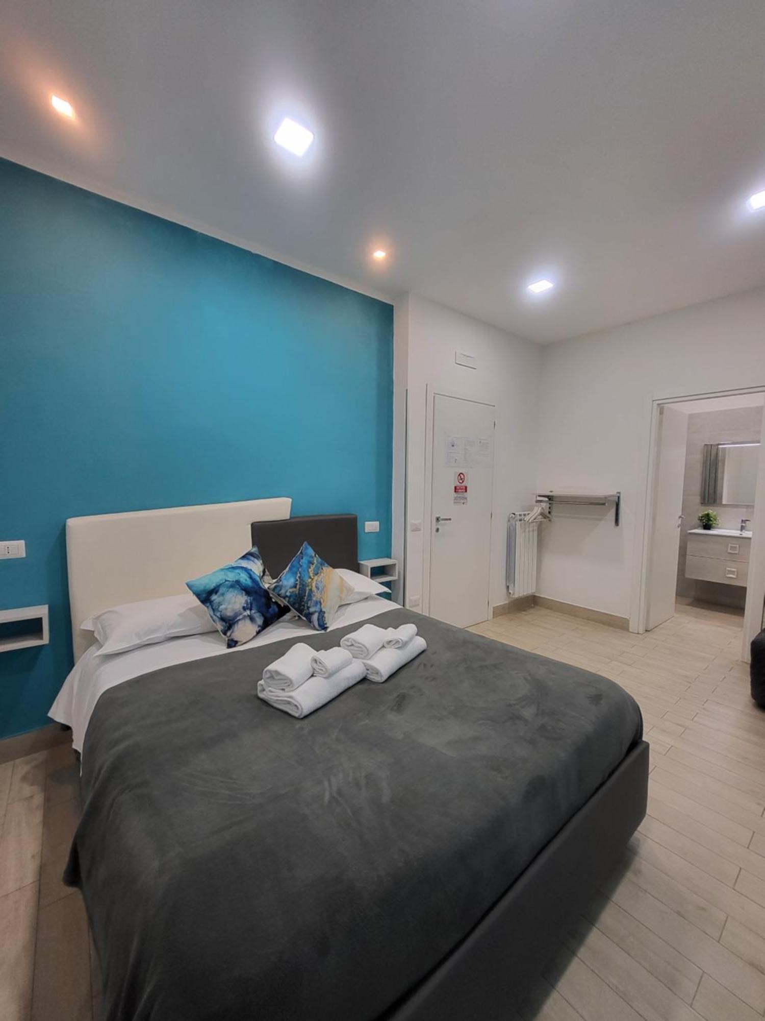 New Era Rooms Naples Exterior photo